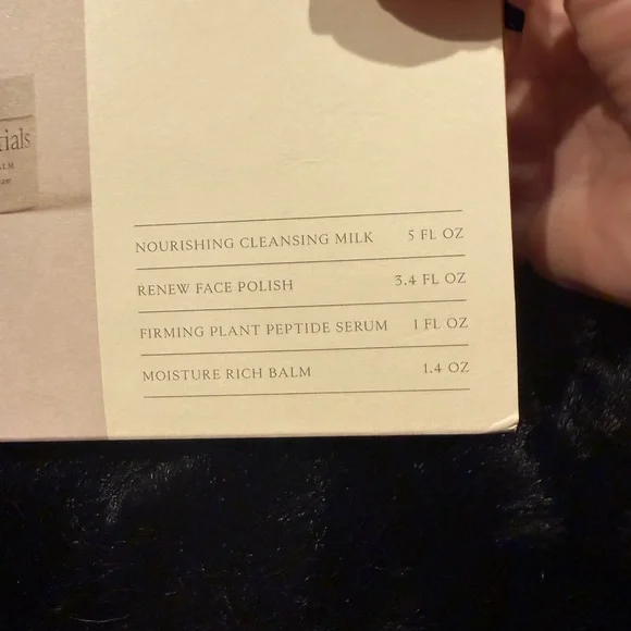 BNWT Essentials Skincare Set with Cream and Lotion - Picture 3 of 5